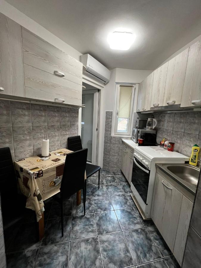 Ene Apart Oradea Free Parking Exterior photo